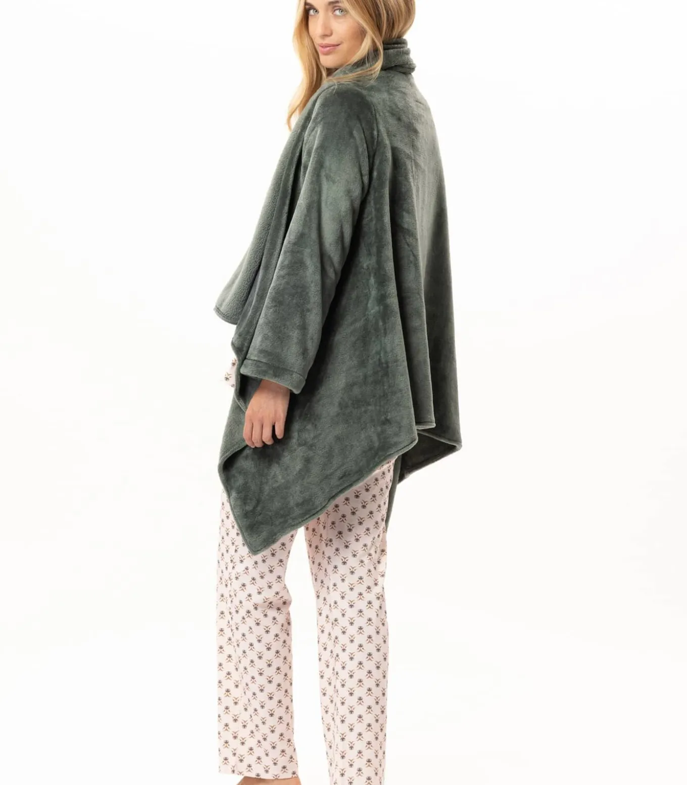 Asymmetrische jas van flanellen pluche ESSENTIEL 179