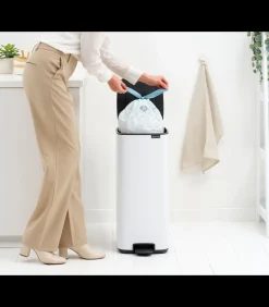 Brabantia Bo Pedaalemmer, 30 liter, stil sluitend, kunststof binnenemmer - White
