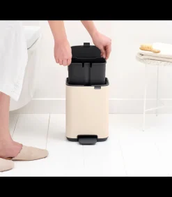 Brabantia Bo Pedaalemmer, 4 liter, stil sluitend, kunststof binnenemmer - Soft Beige
