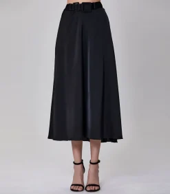 Brede riem uitlopende rok