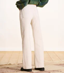 Ecru jeans met wijde pijpen van organisch katoen