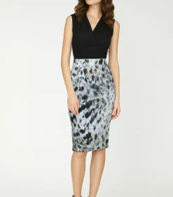 Elastische gabardine kokerrok met luipaardprint