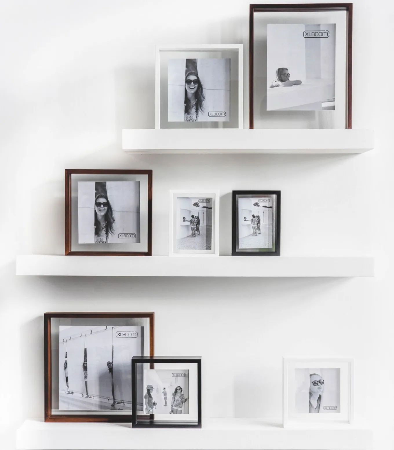 FLOATING Box 28 x 35.5 wit