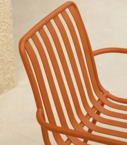 Gaby - Oranje metalen leunstoel
