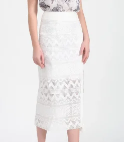 Geometrische kanten rok op kuitlengte