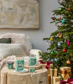 Geurkaars Holiday Winterfest Signature Medium Jar