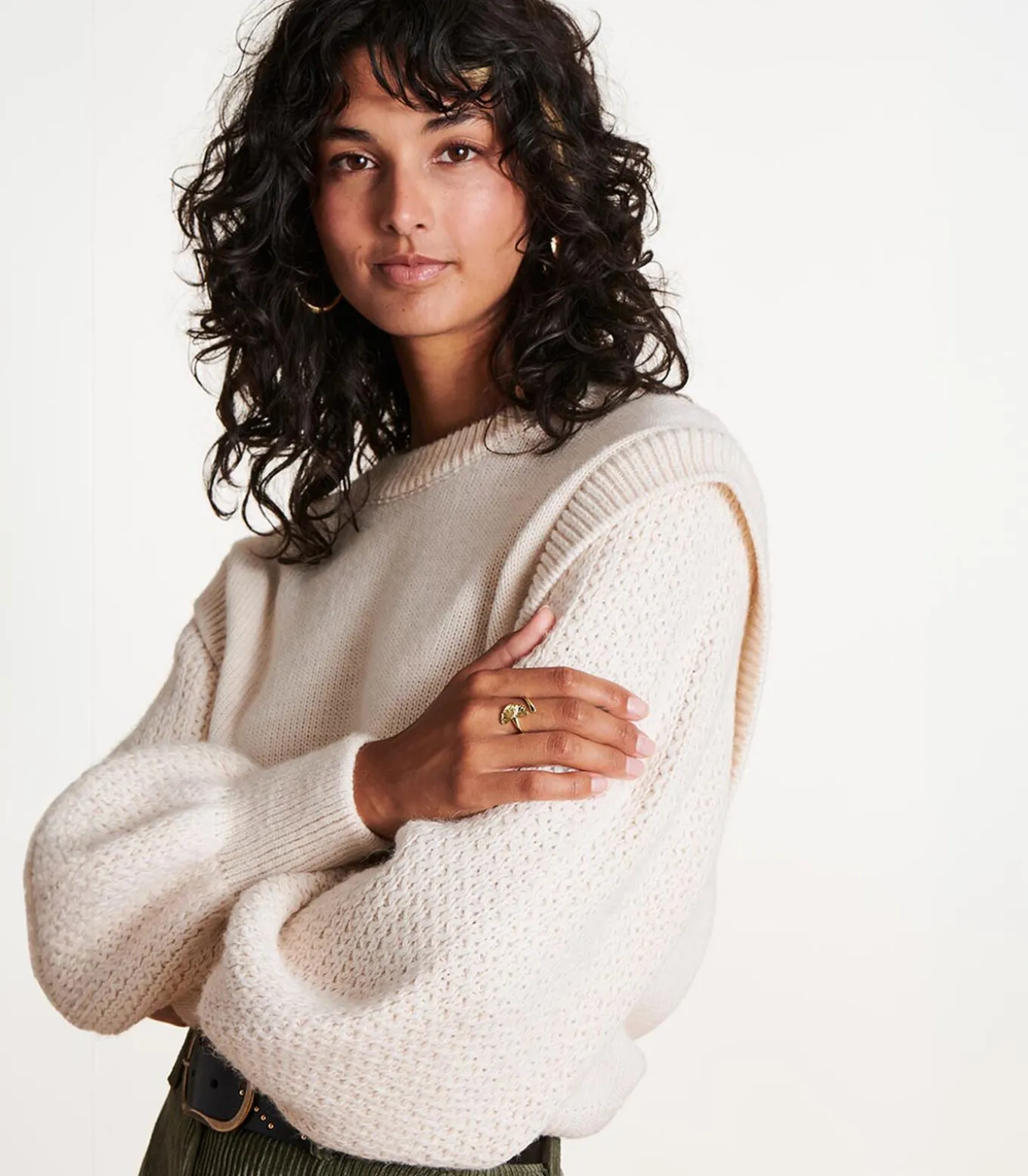 Gouden ring met ginkobloem