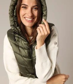 HOODIE - Afneembare, gewatteerde capuchonkraag met rits