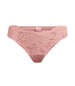 Hoog uitgesneden brazilian Essie