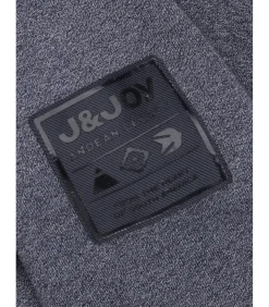 Jongenstrui met capuchon en Santiago-logo op het hart