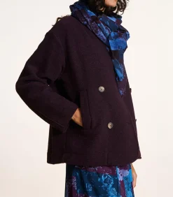 Korte pruimkleurige jas van boiled wool