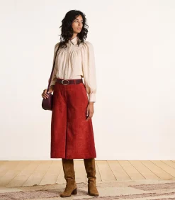 Lange bermuda van ribfluweel in terracottakleur