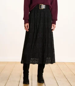 Lange zwarte kanten rok