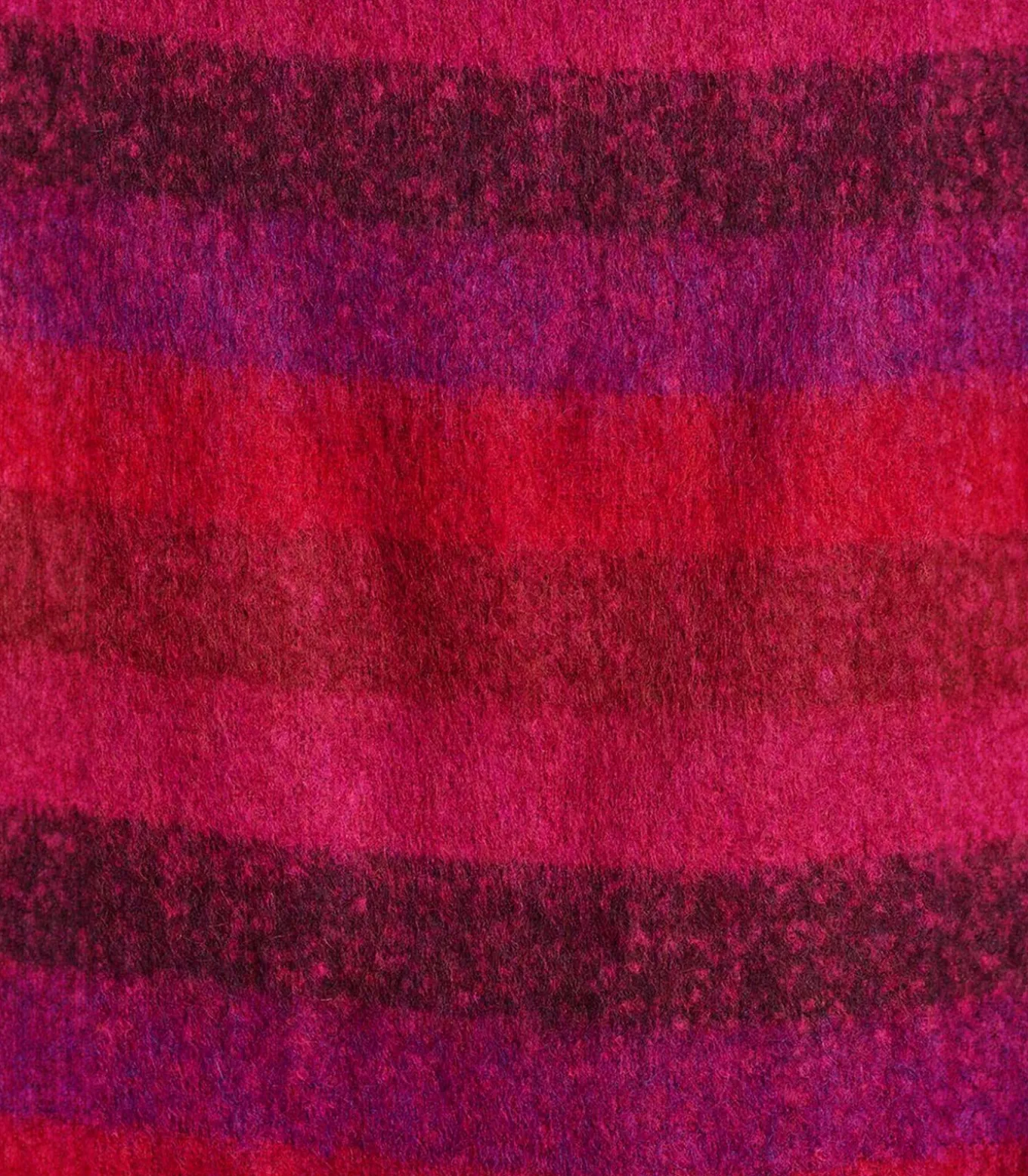 Rode mohair sjaal met strepen