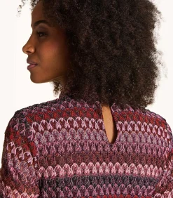 Rood gehaakt T-shirt met lange mouwen