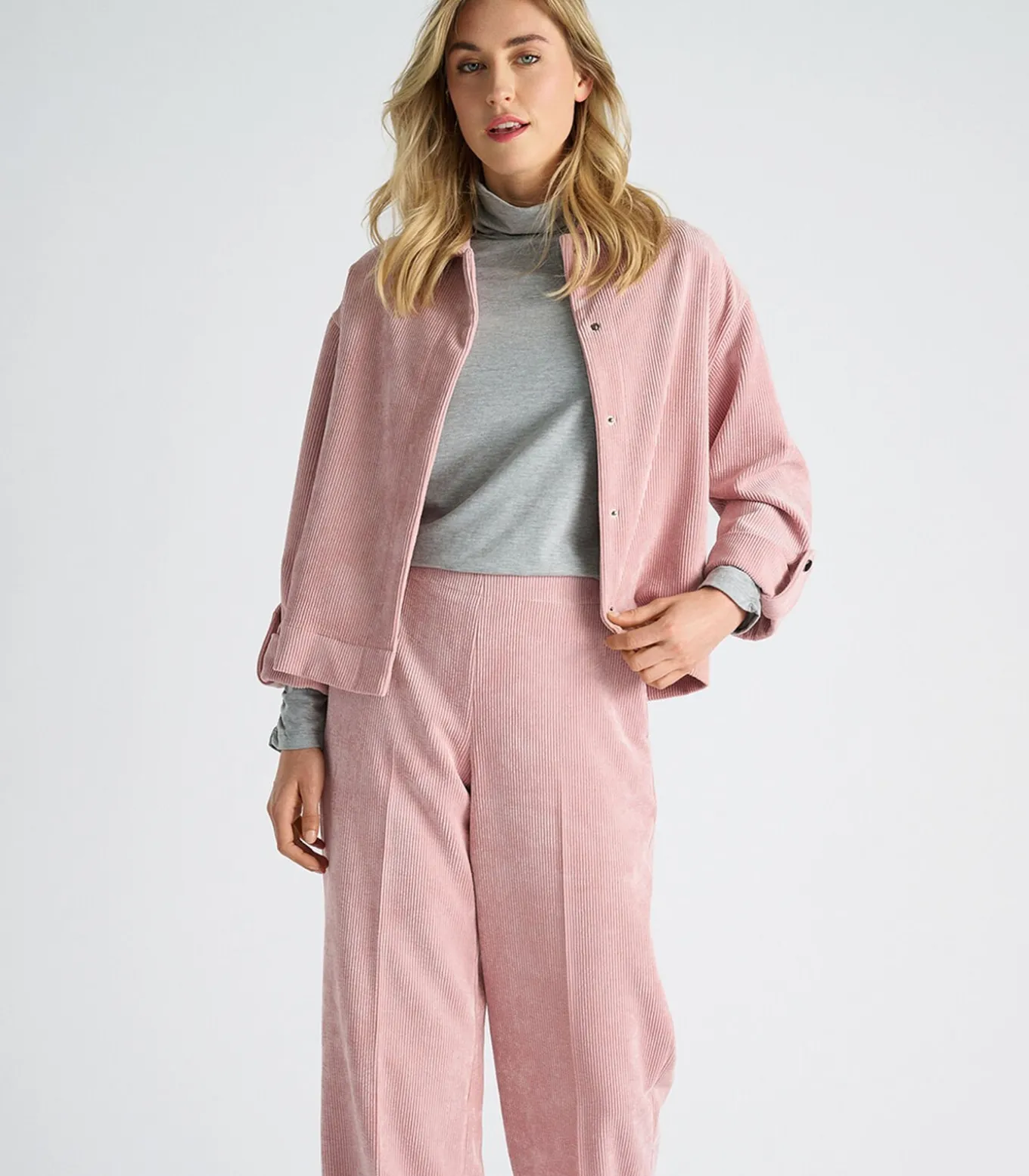 Roze bloesjasje in velours