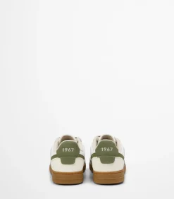 Sneaker Model Charlie