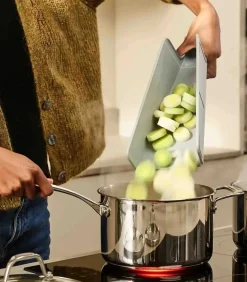 Snijplank Chop2Pot Plus 45 x 26 - opvouwbaar - grijs