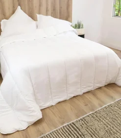 Wit dekbed 550gr winter in wit polyester 240x280 cm